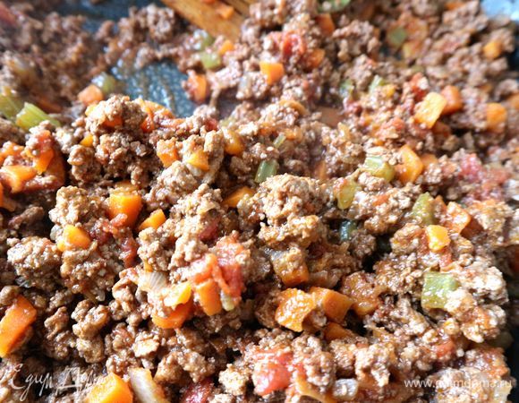 Мясная начинка готова, на ее приготовление ушло 40 минут.