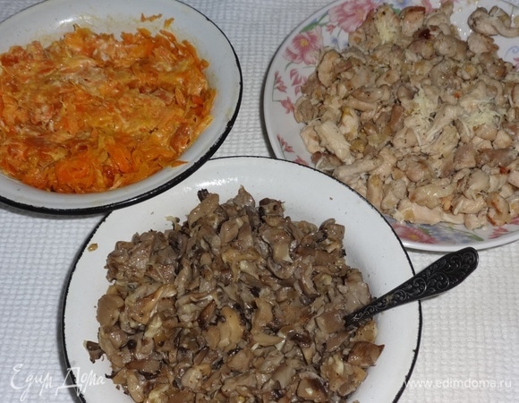 Все три начинки готовы.