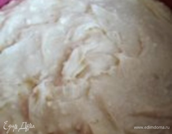 Должно получиться гладкое тесто, густое, как сметана.