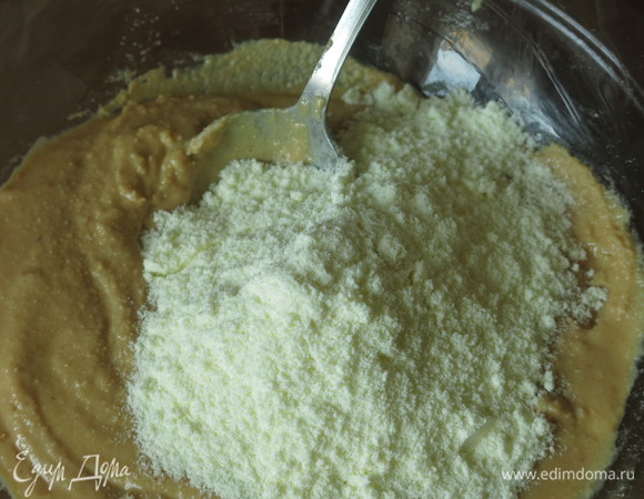 Добавляем молоко сухое.