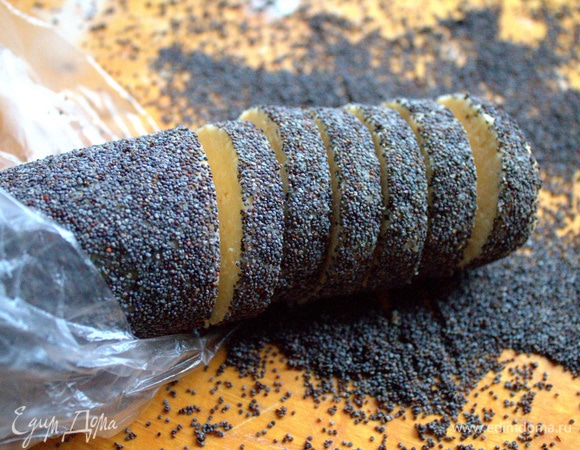 После охлаждения нарезать на шайбочки.