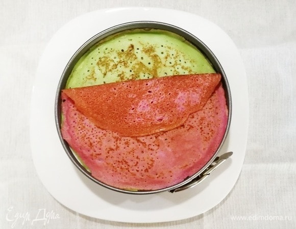 И снова два блинчика.