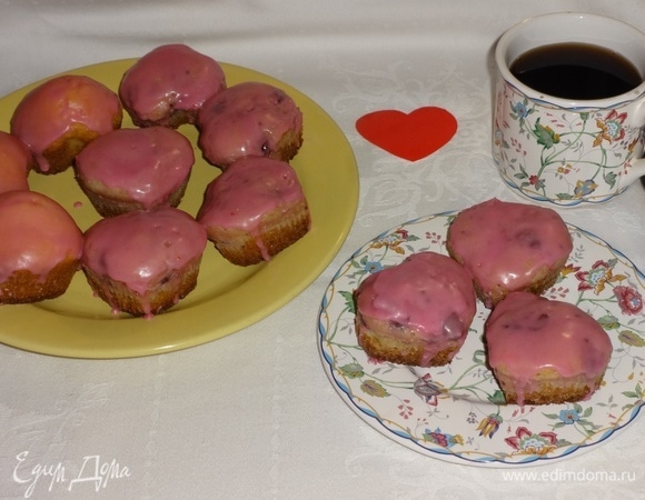 Кексы подать с чаем или кофе. Угощайтесь! Приятного аппетита!