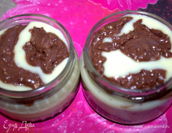 Закрыть крышками и поставить в холодильник на пару часов.