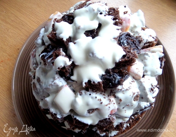 Сверху совсем немного кубиков, пропитать.