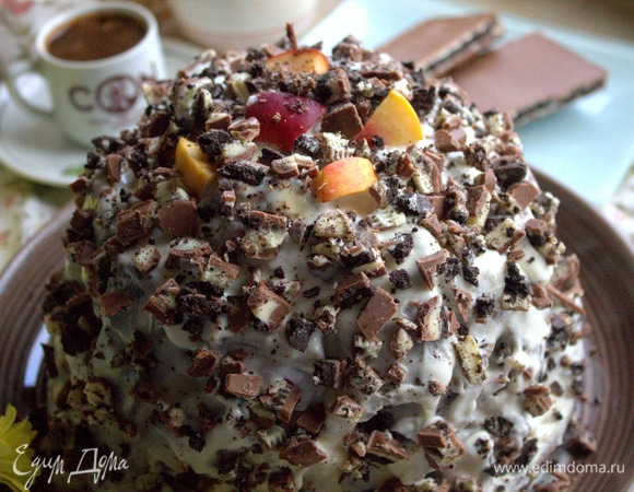 Обсыпала шоколадной крошкой. Глазурь варить не стала.