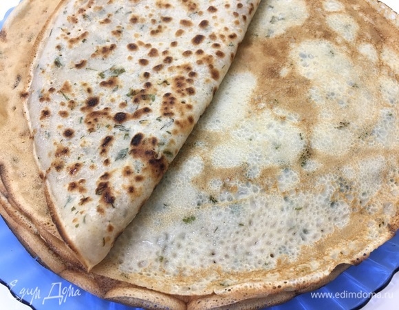 Вид блинчиков поближе. Лицевая и изнаночная стороны.