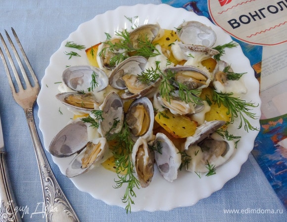 По желанию можно украсить блюдо зеленью (у меня зелень укропа).