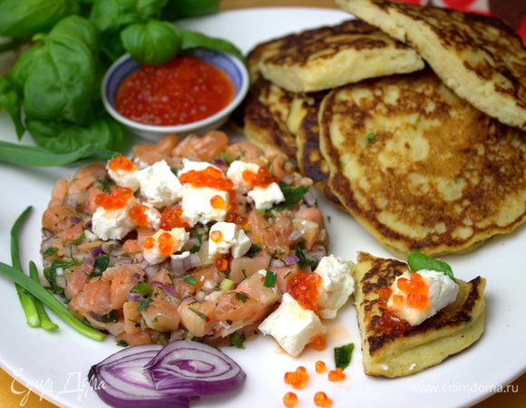 Оладушки-панкейки очень мягкие и зажаристые одновременно.