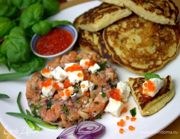 Подаем их в теплом виде.