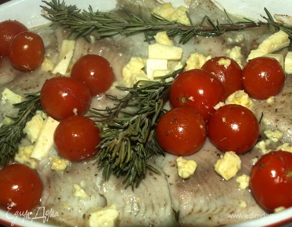 Через 20 минут достаем готовое блюдо, даем постоять 2–3 минуты.