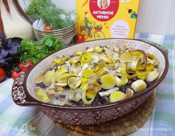 Погреть в разогретой до 190°C духовке в течение 30 минут.