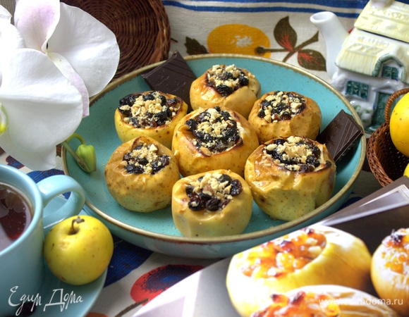 Подавать теплыми на десерт.