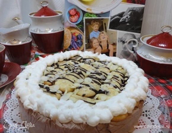 Можно усаживаться за стол.