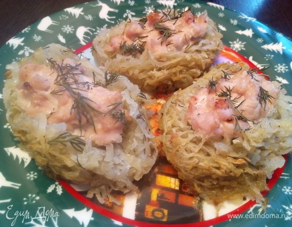 Выложить гнезда на тарелку. Желаю вам приятного аппетита.