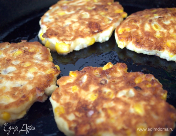 Жарим с двух сторон до румяности.