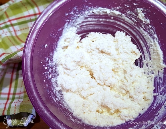 Получилась плотная масса.