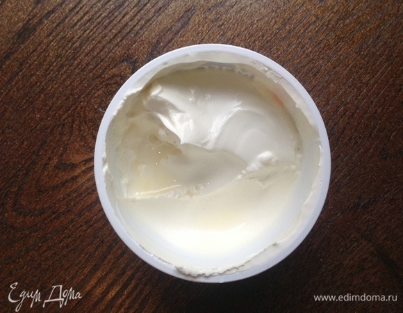 Хорошо охладить маскарпоне.