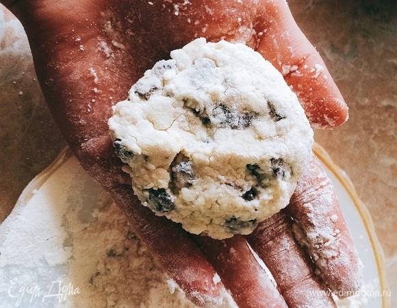 Руками лепим пышечки.