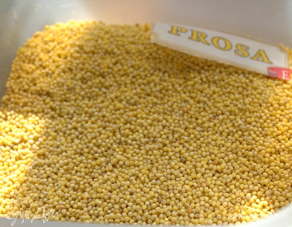 Крупу надо хорошо промыть в нескольких водах.