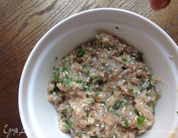 Хорошо вымешиваю.