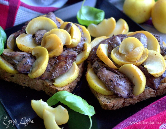 Потом — яблоки.