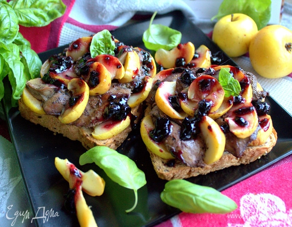 Подаем к вину. Угощаемся!