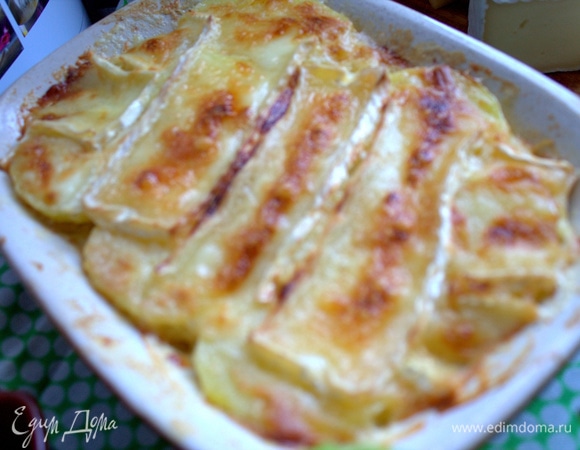 Запекать в духовке 30 минут. Я запекала 20 минут в электропечке при 210°C.