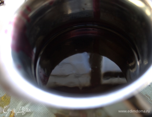 Удобно сито поставить на турку.