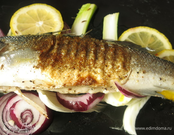 Поливаем маслом и вином.