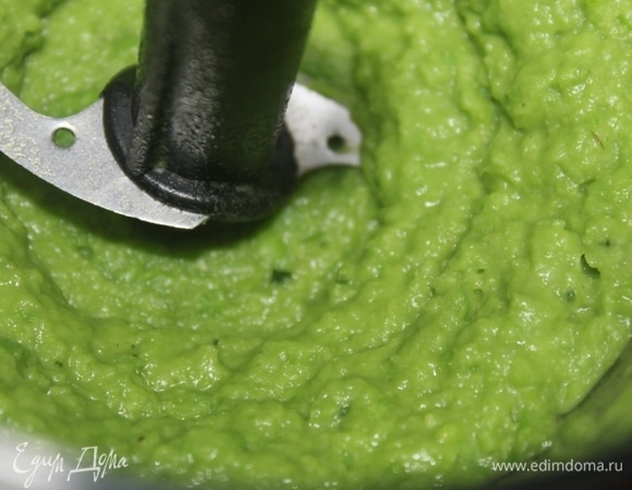 Измельчить в однородное пюре.