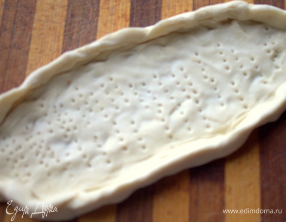 Дно наколоть вилкой.