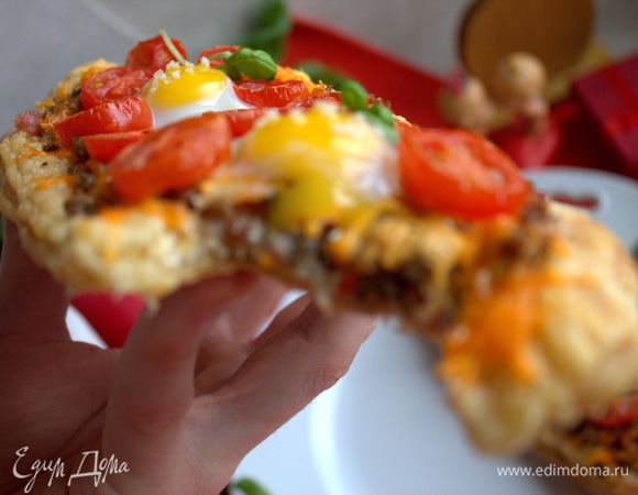 Слоечки богаты начинкой, сытные.