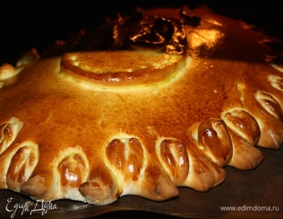 Кулебяка готова, остудить лучше на решетке.