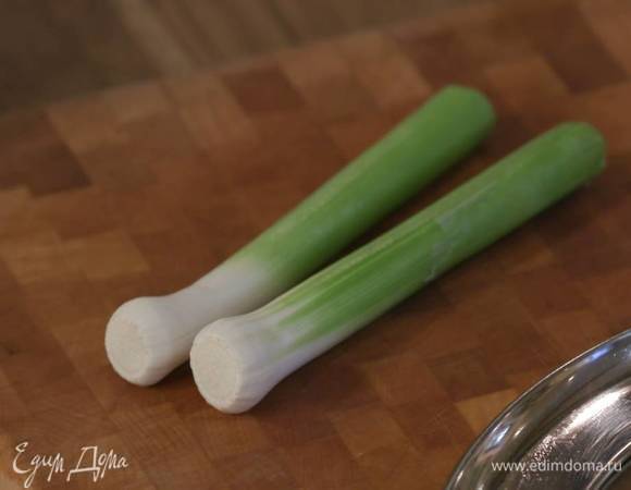 Чеснок почистить.<br />
 