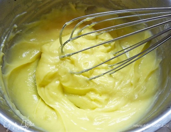 Доводим до густоты в течение примерно 2–3 минут, остужаем.