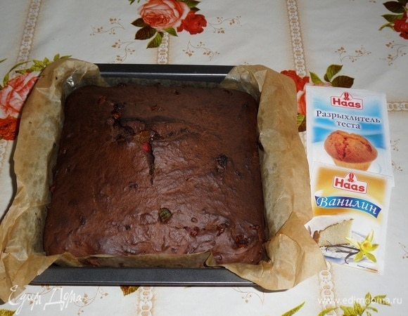 Выпекаем 20–30 минут при 180°C, ориентируясь на свою духовку.