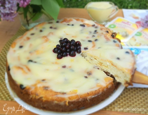 Готовим ванильный соус Haas. На упаковки все понятно написано. Нам нужно всего лишь молоко и сухая ванильный смесь. Готовим точно по рецепту.