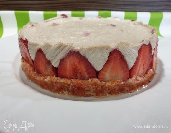 Убираем форму для выпечки.