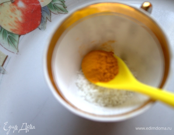 А если белого цвета стружка, как у меня, предлагаю использовать куркуму.