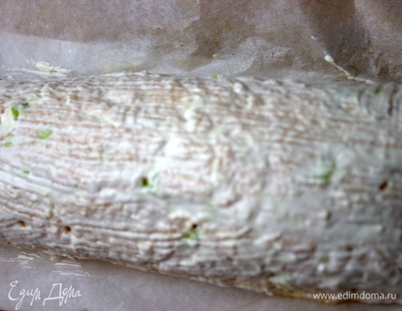 Выпекаем 30 минут при 210°C в электропечке. В духовке, возможно, по-другому.