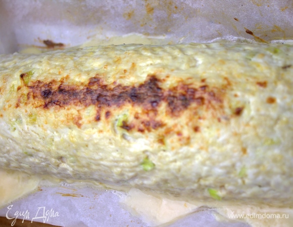 В конце можно вынуть и посыпать верх сыром.