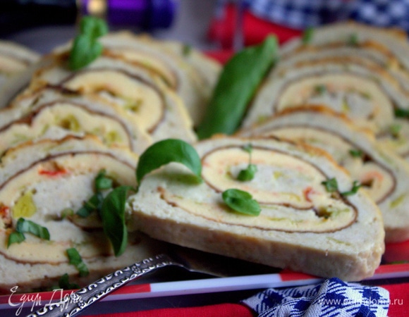 Украшаем свежим базиликом или другой зеленью.