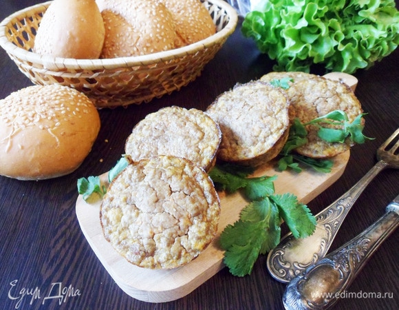 Порционные суфле удобно взять с собой на пикник.