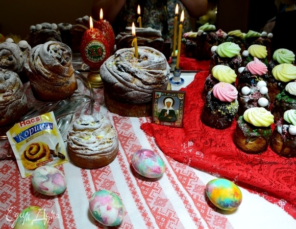 Приятного семейного застолья!