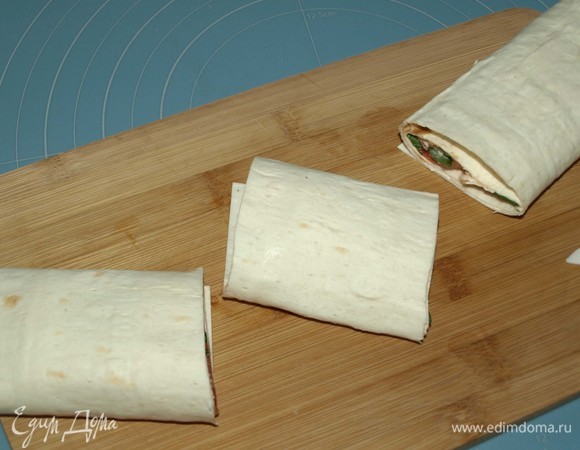 Разрезаем на кусочки.