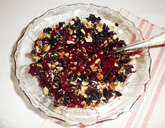 Перемешать все ингредиенты в миске.