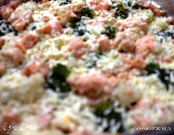 Присыпать тертым пармезаном для аромата.