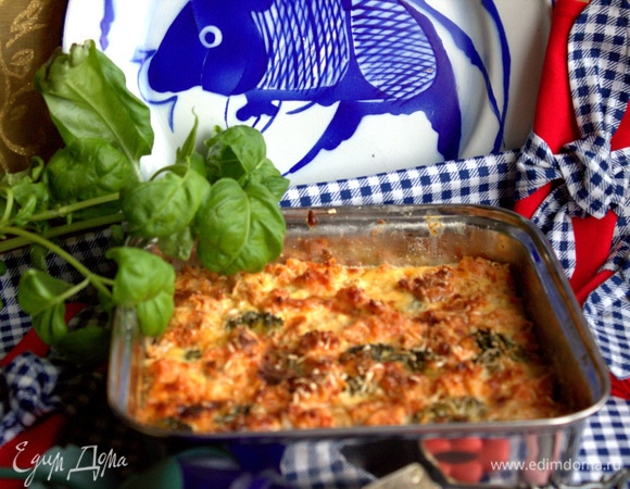 Чтобы сохранить тепло, можно подать прямо в форме на стол.