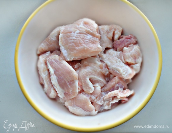 По желанию можно добавить немного жирной свинины.